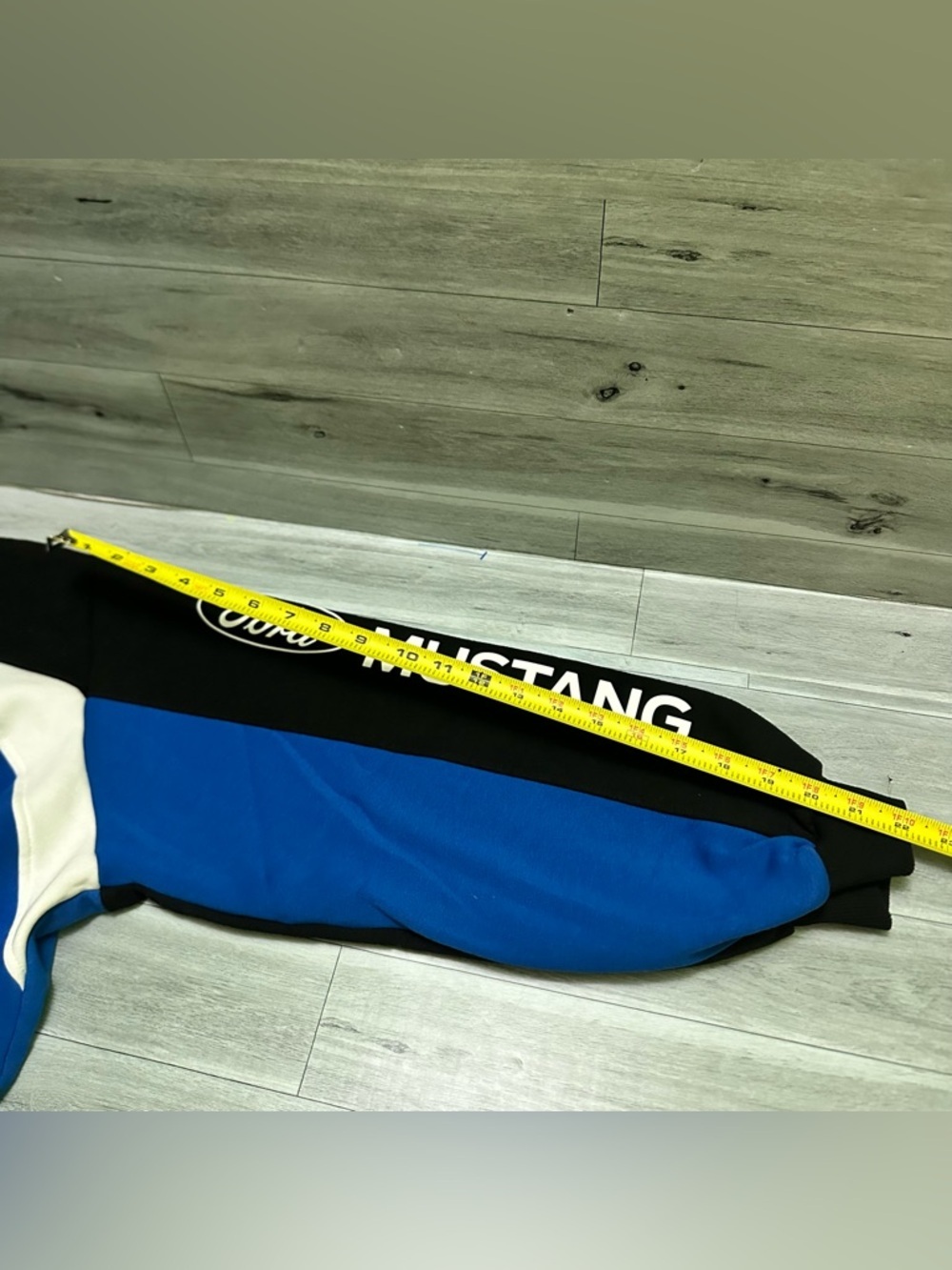 Zara Ford Mustang Cropped Colorblock Sweatshirt L - Picture 7 of 9